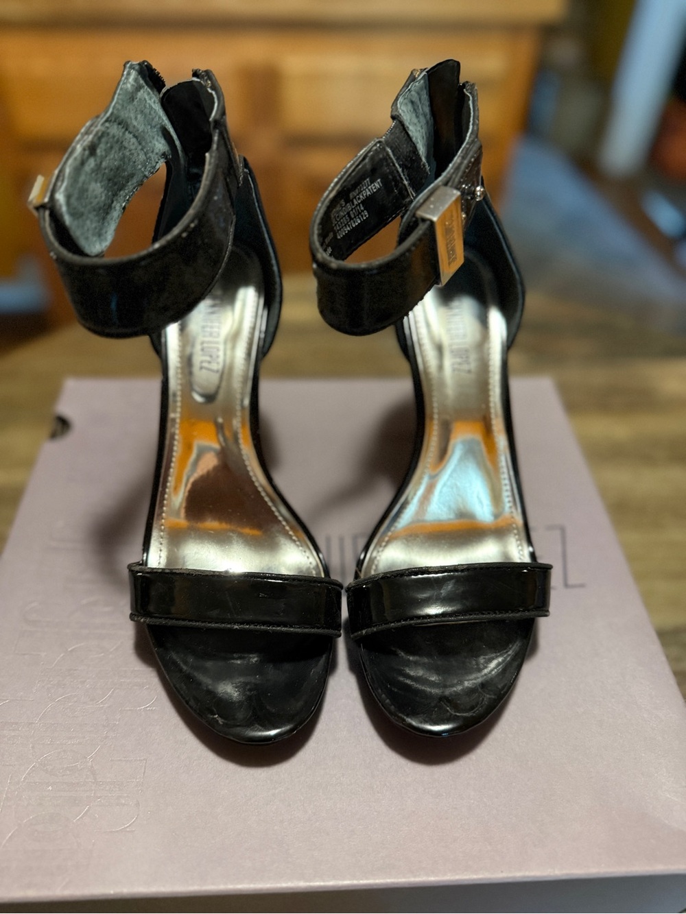 Jennifer Lopez Black Patent Statement Ankle Collar Heels Size 6.5 w/ Box